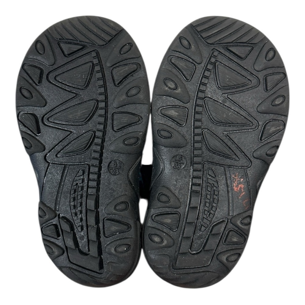Kamik snowy bug 2 boots size toddler 6 - Picture 4 of 5